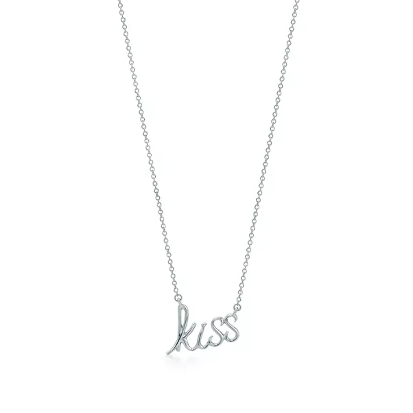 Kiss Pendant