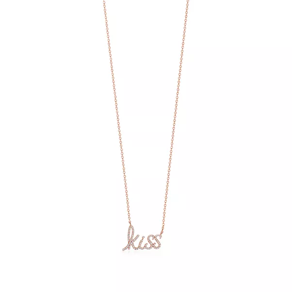 Kiss Pendant