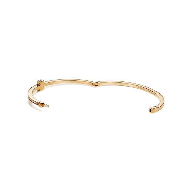 Tiffany T:Diamond Hinged Wire Bangle in Yellow Gold image number 4