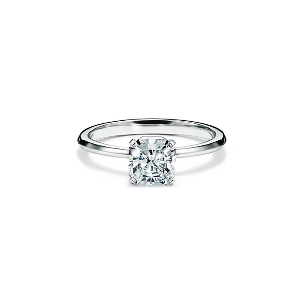 Engagement Ring with a Tiffany True® Diamond in Platinum