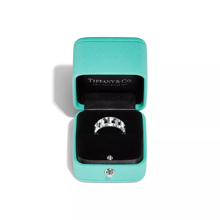 Tiffany T:Bague True large en or blanc 18 carats, 5