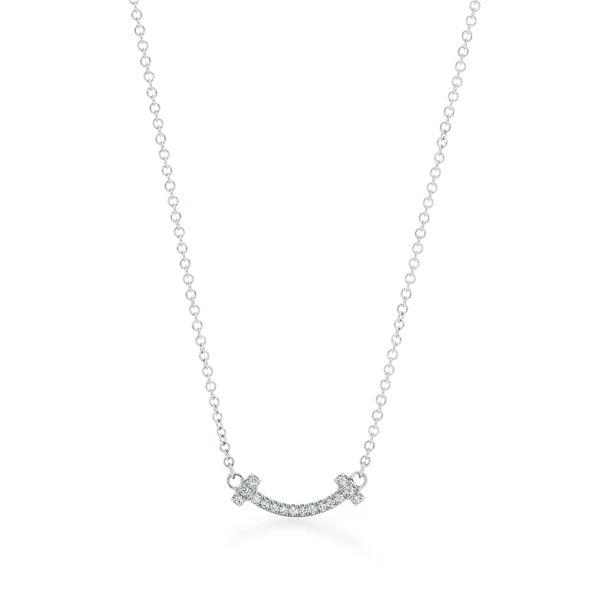 Smile Pendant in White Gold with Diamonds