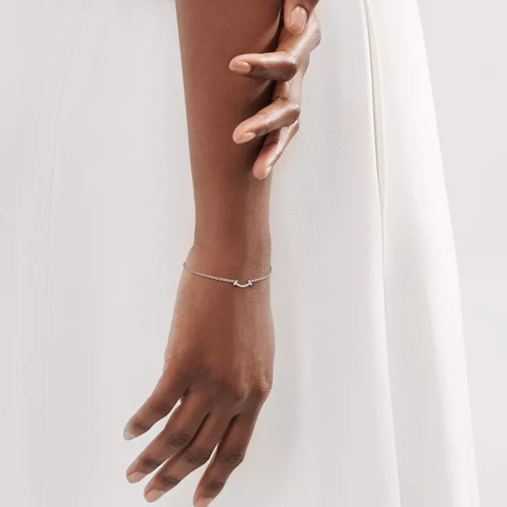 Tiffany T:Smile Bracelet in White Gold with Diamonds, 1