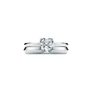 Tiffany True&reg; Engagement Ring with a Tiffany True&reg; Diamond in Platinum , 7