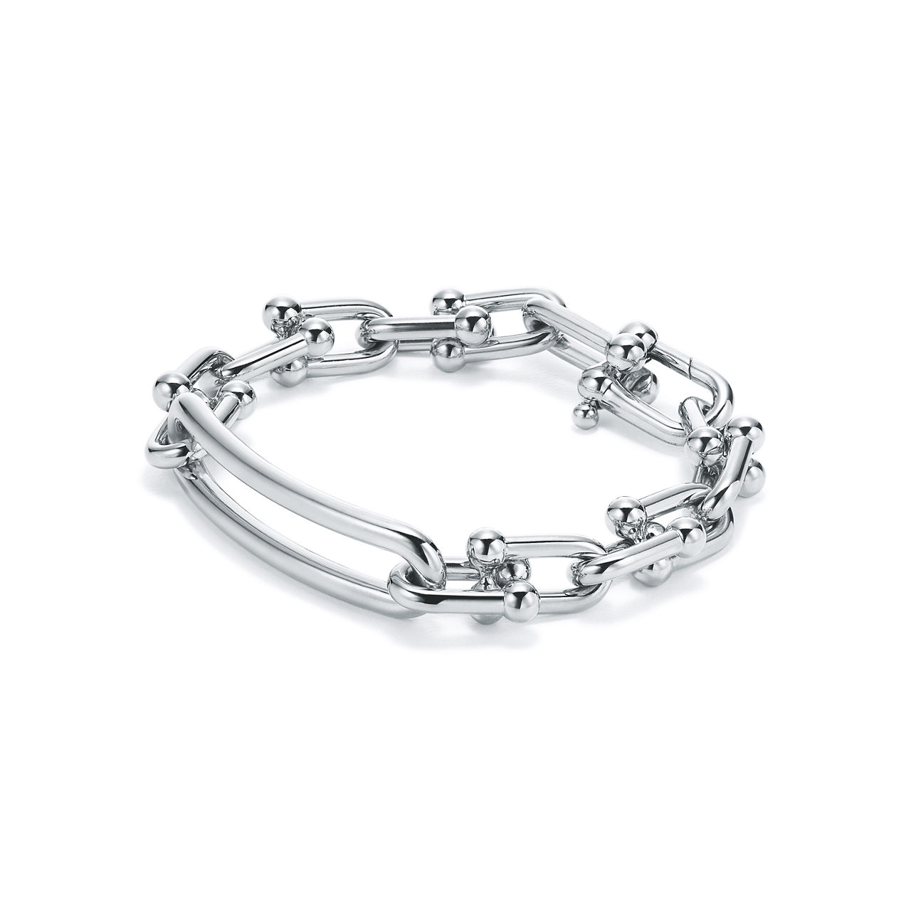 Tiffany HardWear:Elongated Link Bracelet in Sterling Silver image number 3