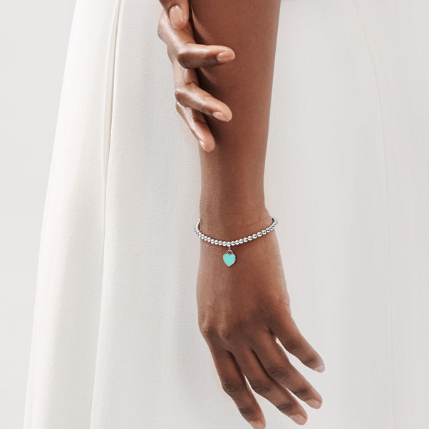 Return to Tiffany™:Kugelarmband mit Herzanhänger in Tiffany Blue® in Silber, 4 mm