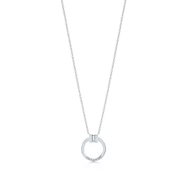 Tiffany T:Diamond Pendant in White Gold with a Baguette Diamond, 2