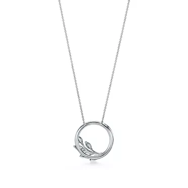 Tiffany Victoria®:Diamond Vine Circle Pendant in Platinum, 2