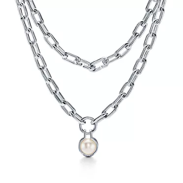 Tiffany HardWear:Freshwater Pearl Necklace in Sterling Silver, 32" in Sterling Silver, 3