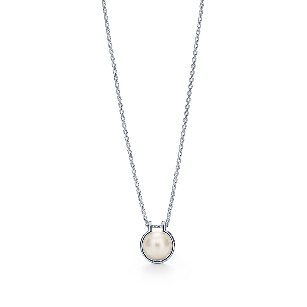 Tiffany HardWear:Freshwater Pearl Link Pendant in Sterling Silver, 16–18"  image number 2