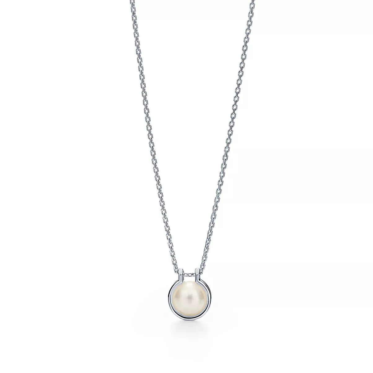 Freshwater Pearl Link Pendant in Sterling Silver, 16&ndash;18" in Sterling Silver