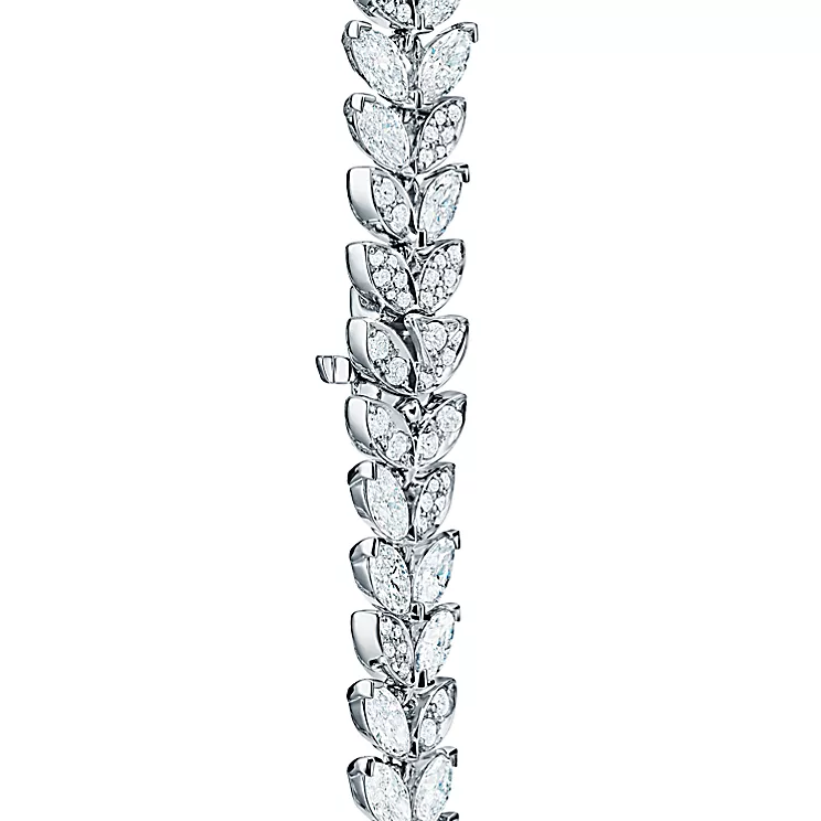 티파니 빅토리아™:플래티늄, 다이아몬드 세팅, 바인 네크리스, 40.6cm 이미지 번호 3