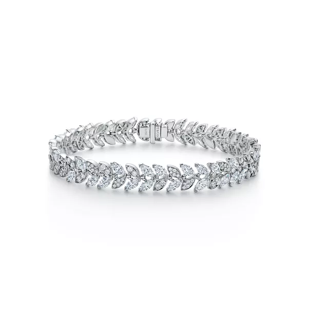 Bracelet motif vigne en platine 950 millièmes et diamants 