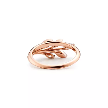 Tiffany Victoria®:Diamond Vine Ring in 18k Rose Gold , 3