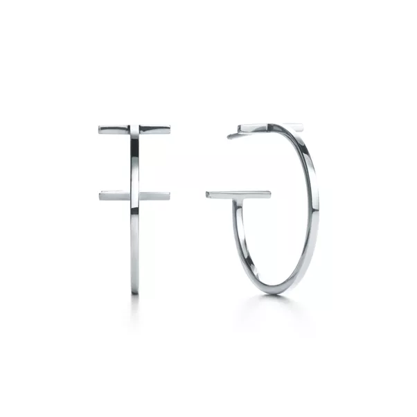 Boucles d’oreilles créoles en or blanc 18 carats
