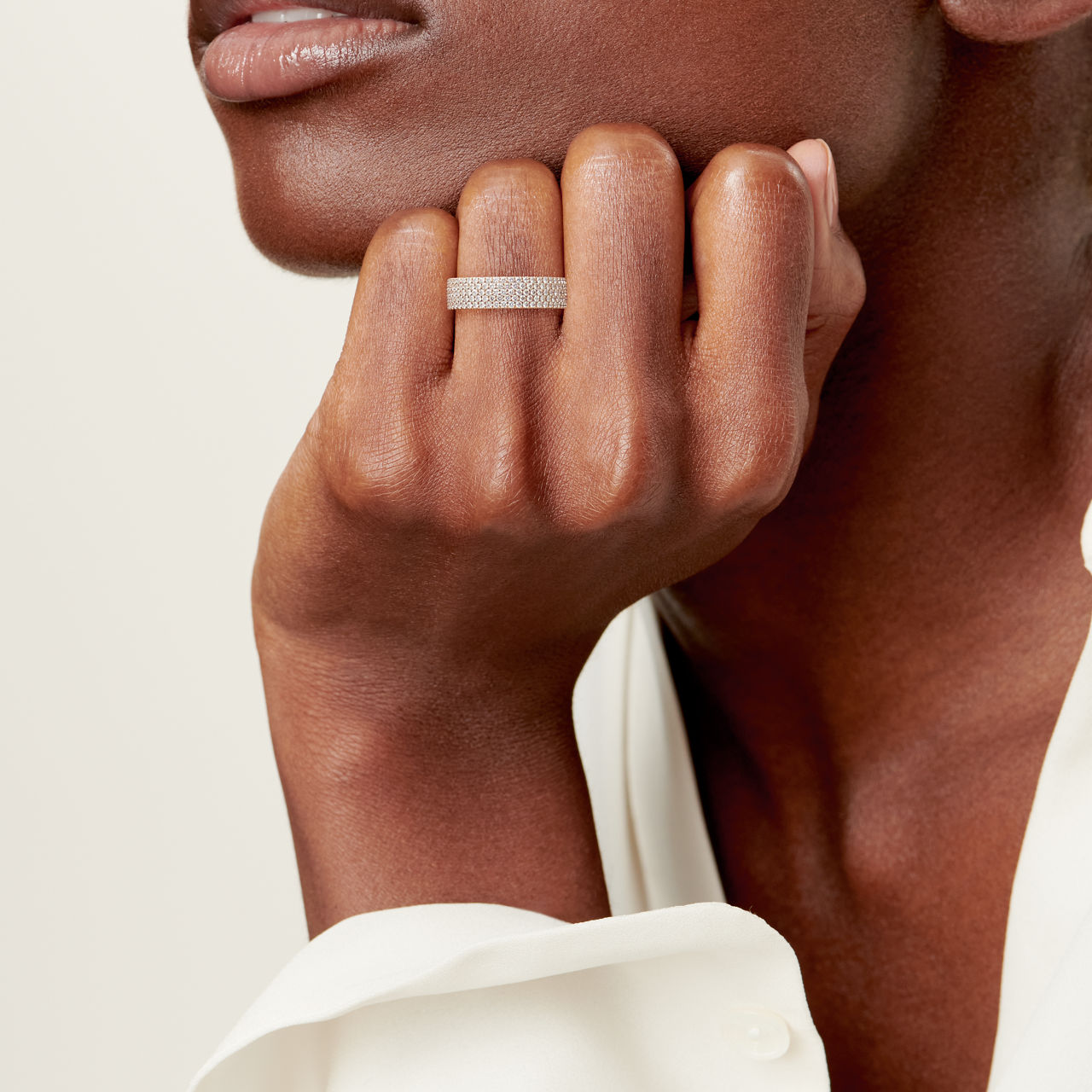 Fünfreihiger Ring in Roségold mit Diamanten