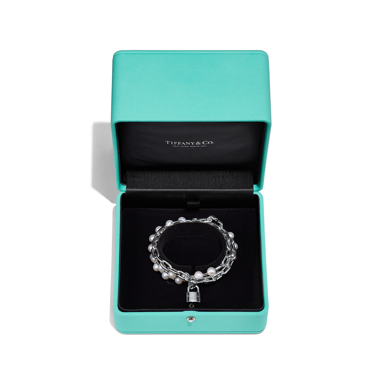 Tiffany HardWear:Pearl Lock Bracelet in Silver, Medium | Tiffany