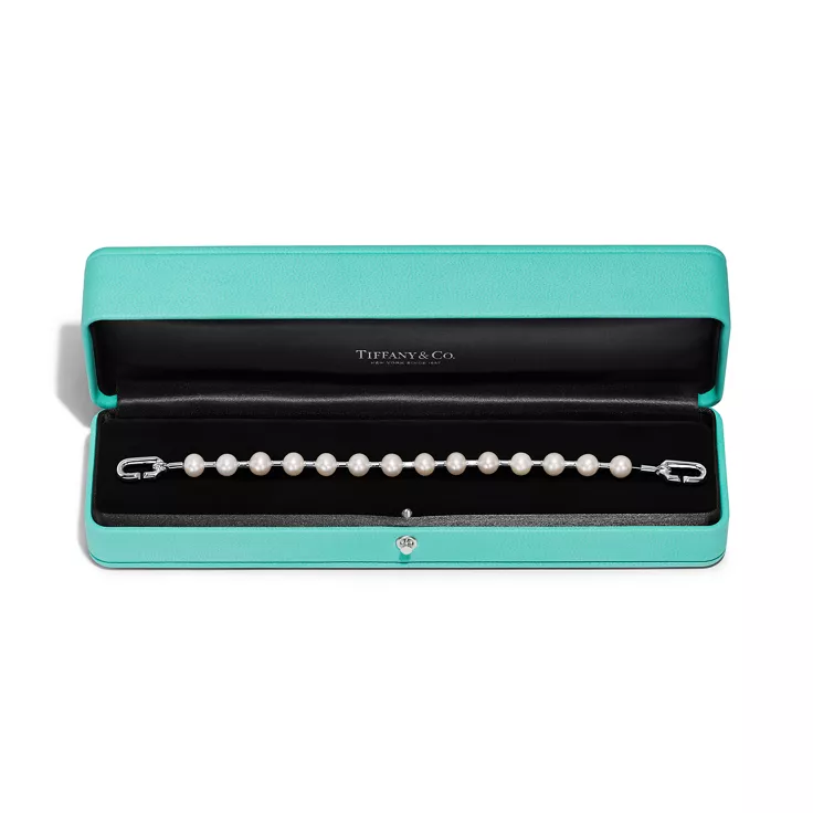 Tiffany HardWear:Pearl Bracelet in Silver, 7-8 mm, 4