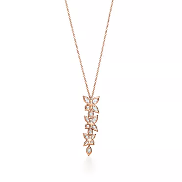 Tiffany Victoria®:Mixed Cluster Diamond Drop Pendant in 18k Rose Gold, 2