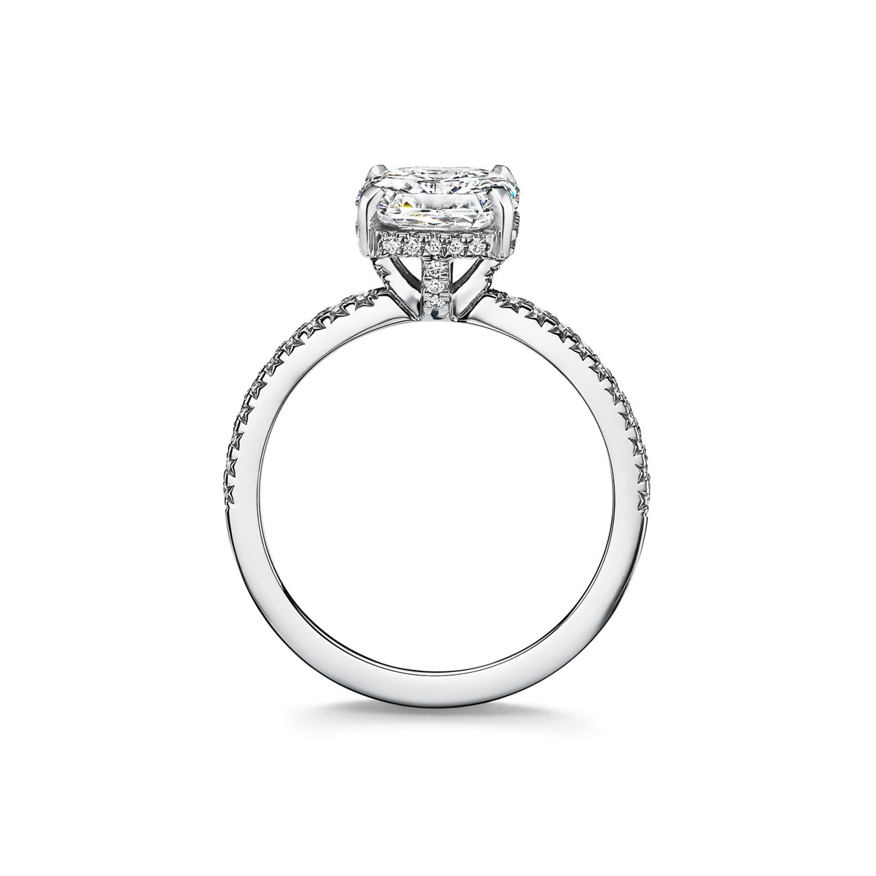 Tiffany True® Verlobungsring mit einem Tiffany True® Diamanten und 