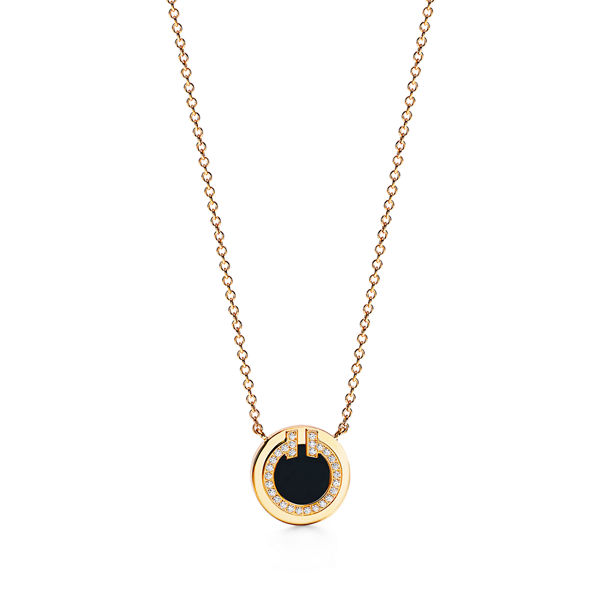 Tiffany T:Circle Anhänger mit Diamant und schwarzem Onyx in Gelbgold