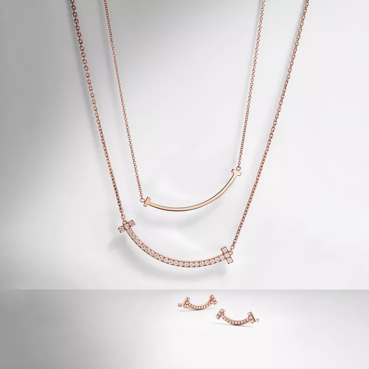 Tiffany T:Colgante Smile mediano de oro rosa con diamantes, 5