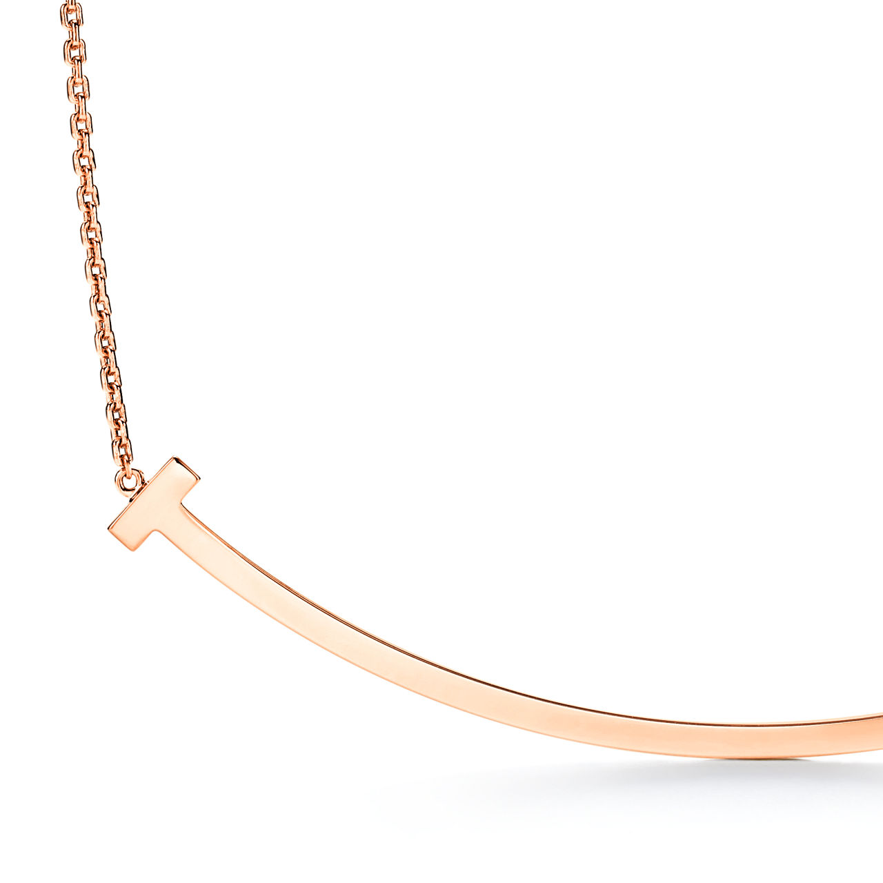 Tiffany T:Extra Large Smile Pendant in 18k Rose Gold in Rose Gold image number 3