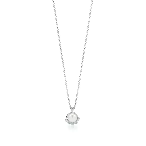 Olive Leaf Pendant