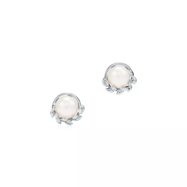 Paloma Picasso®:Olive Leaf Earrings image number 0