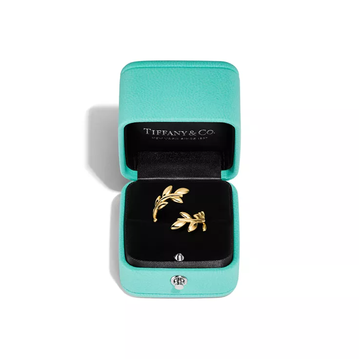 Paloma Picasso®:Olive Leaf Bypass Ring in Yellow Gold, 5