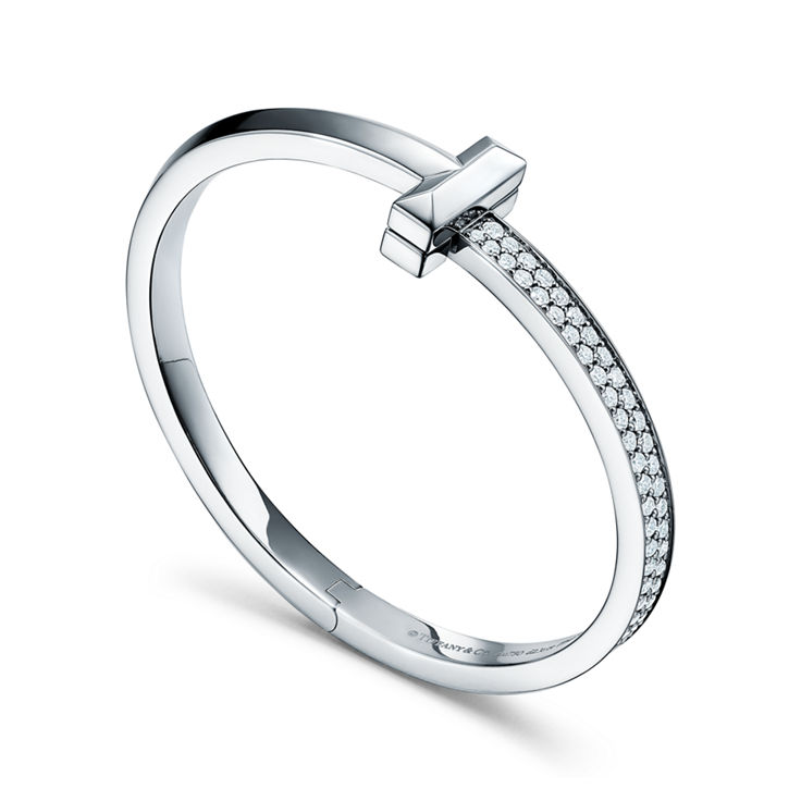 Tiffany T:T1 Wide Diamond Hinged Bangle in White Gold image number 4