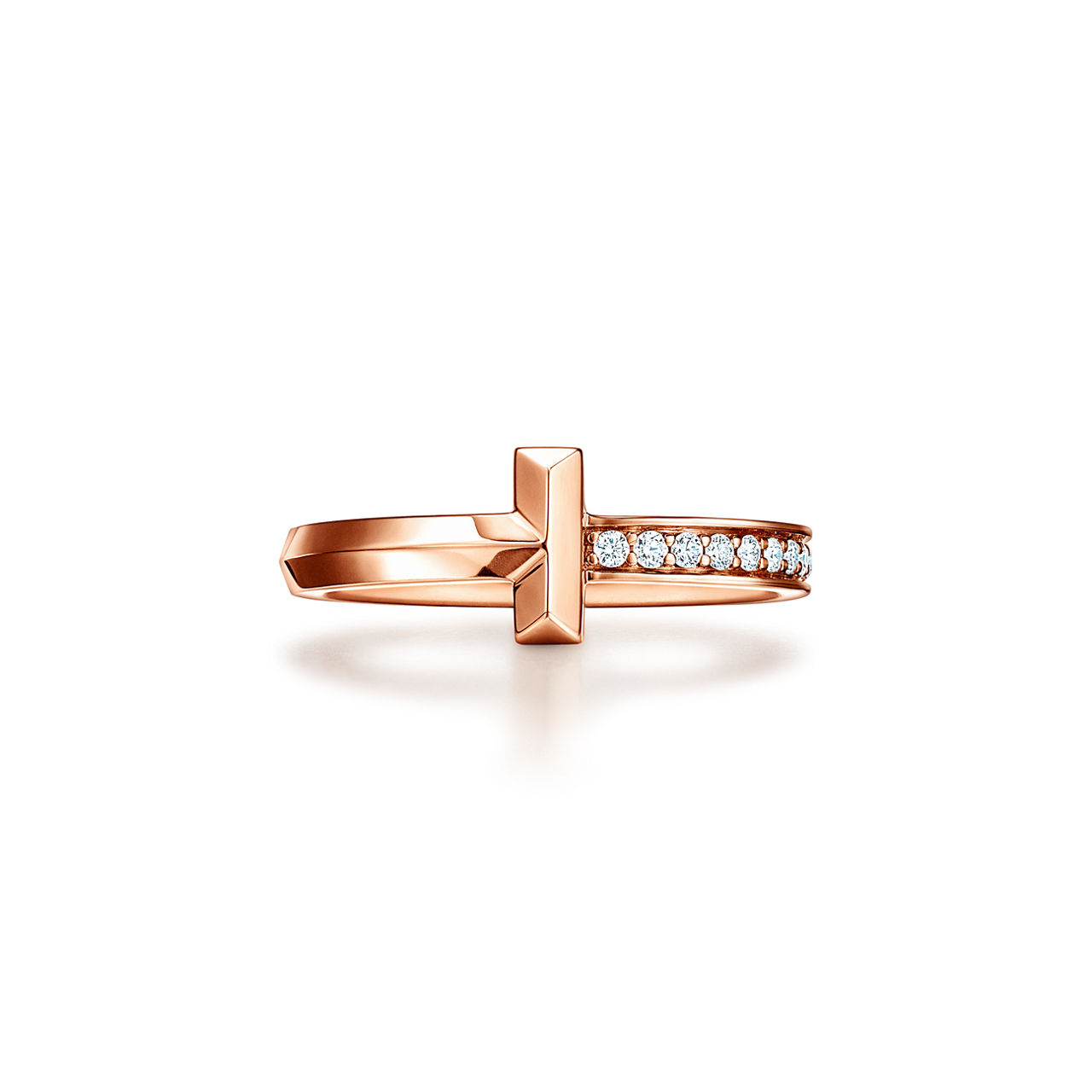 T1 Anillo de oro rosa con diamantes