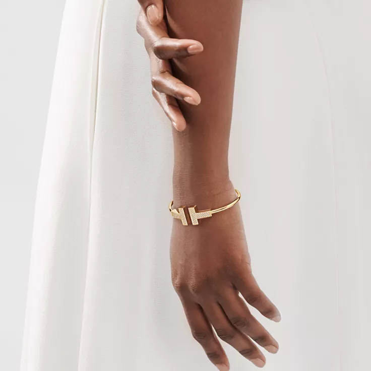 Tiffany T:Wide Diamond Wire Bracelet in Yellow Gold, 1
