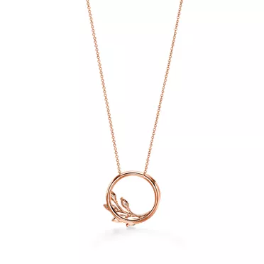 Tiffany Victoria®:Diamond Vine Circle Pendant in 18k Rose Gold, 2