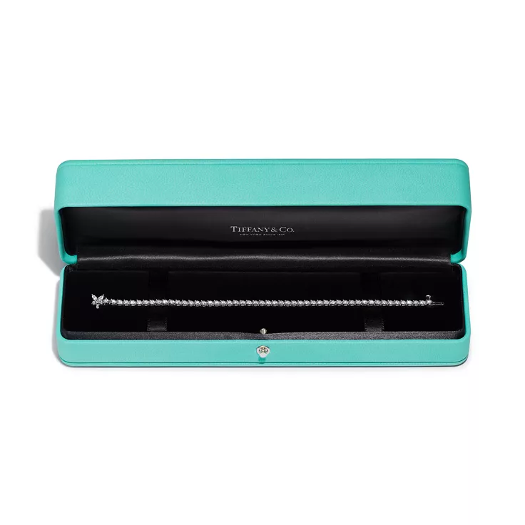 Tiffany Victoria®:Diamond Line Bracelet in Platinum, 4
