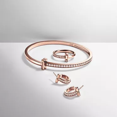 Tiffany T:T1 Narrow Diamond Hinged Bangle in Rose Gold, 7