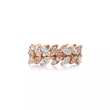 Tiffany Victoria®:Diamond Vine Band Ring in 18k Rose Gold, 3