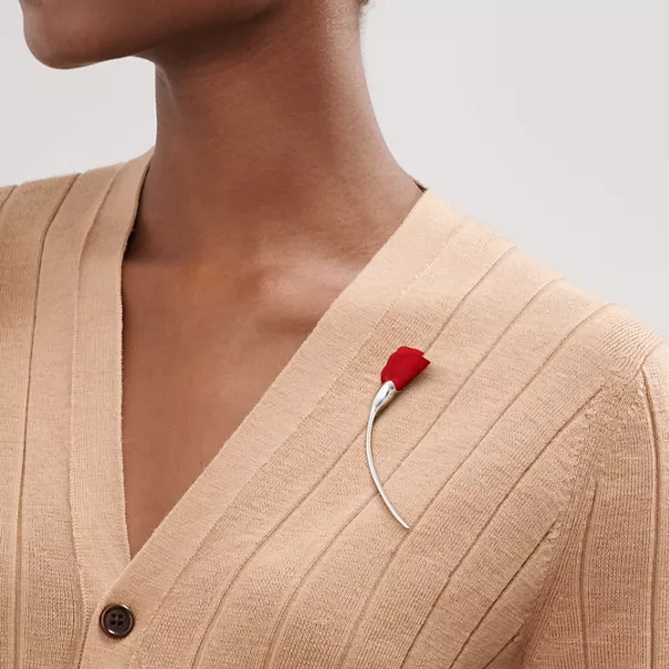 Broche Amapola en plata de ley y seda roja