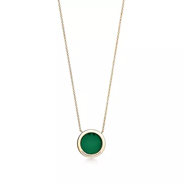 Tiffany T:Circle Pendant in Yellow Gold with Green Agate and Diamonds, 2
