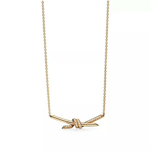 Pendentif en or jaune 18 carats et diamants