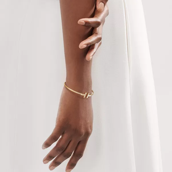 Wire Armreif in Gelbgold mit Perlmutt und Diamanten