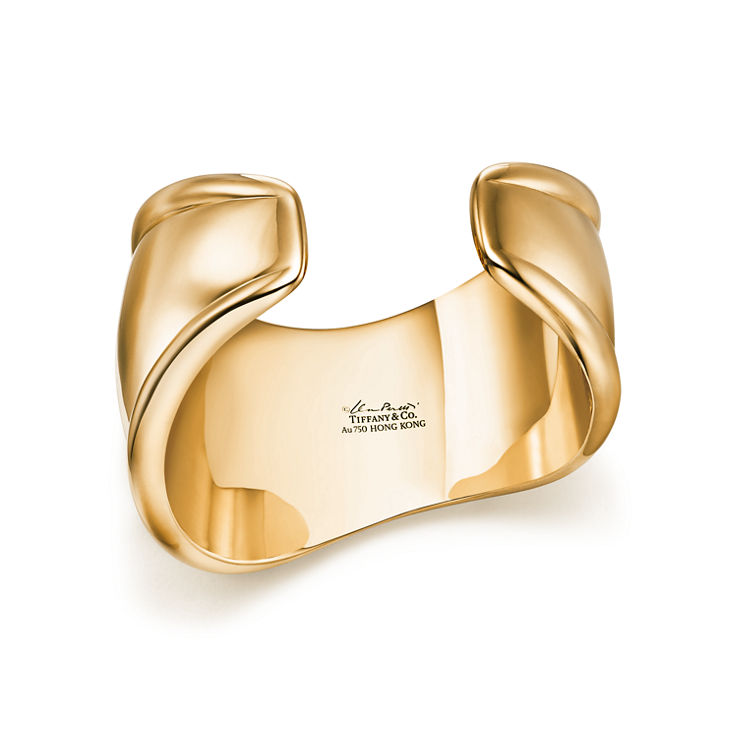 Elsa Peretti®:Kleiner Bone Cuff in 18 Karat Gold mit grüner Jade Bildnummer 4