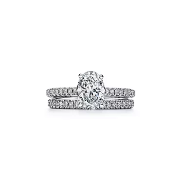 Tiffany Novo®:Oval Brilliant Engagement Ring with a Pavé Diamond Platinum Band, 7