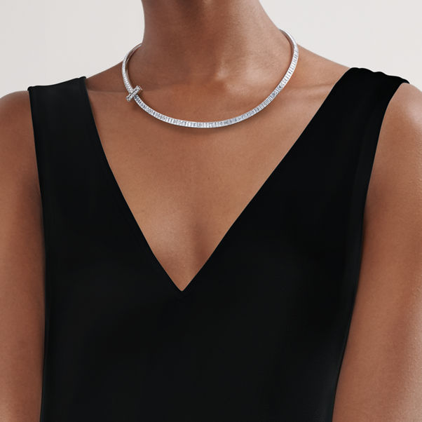 Tiffany T:Collier en diamants T1 en or blanc 18 carats