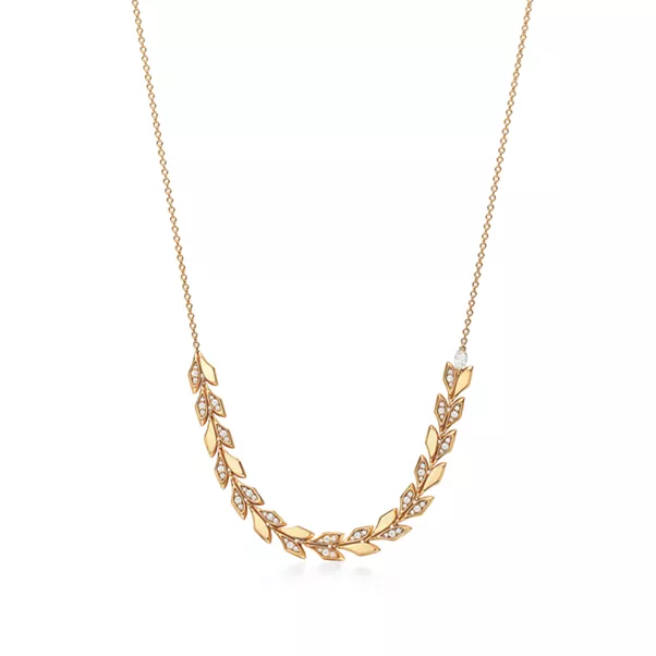 Vine East West Pendant in Yellow Gold with Diamonds