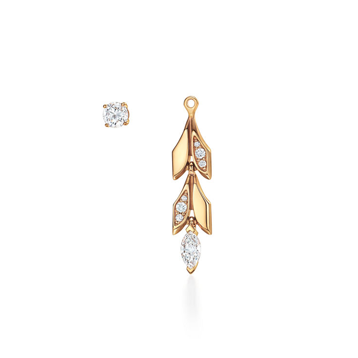 Tiffany Victoria®:Vine Convertible Drop Earrings in Yellow Gold with Diamonds image number 5