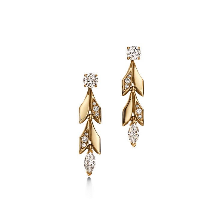 Tiffany Victoria®:Vine Convertible Drop Earrings in Yellow Gold with Diamonds image number 1