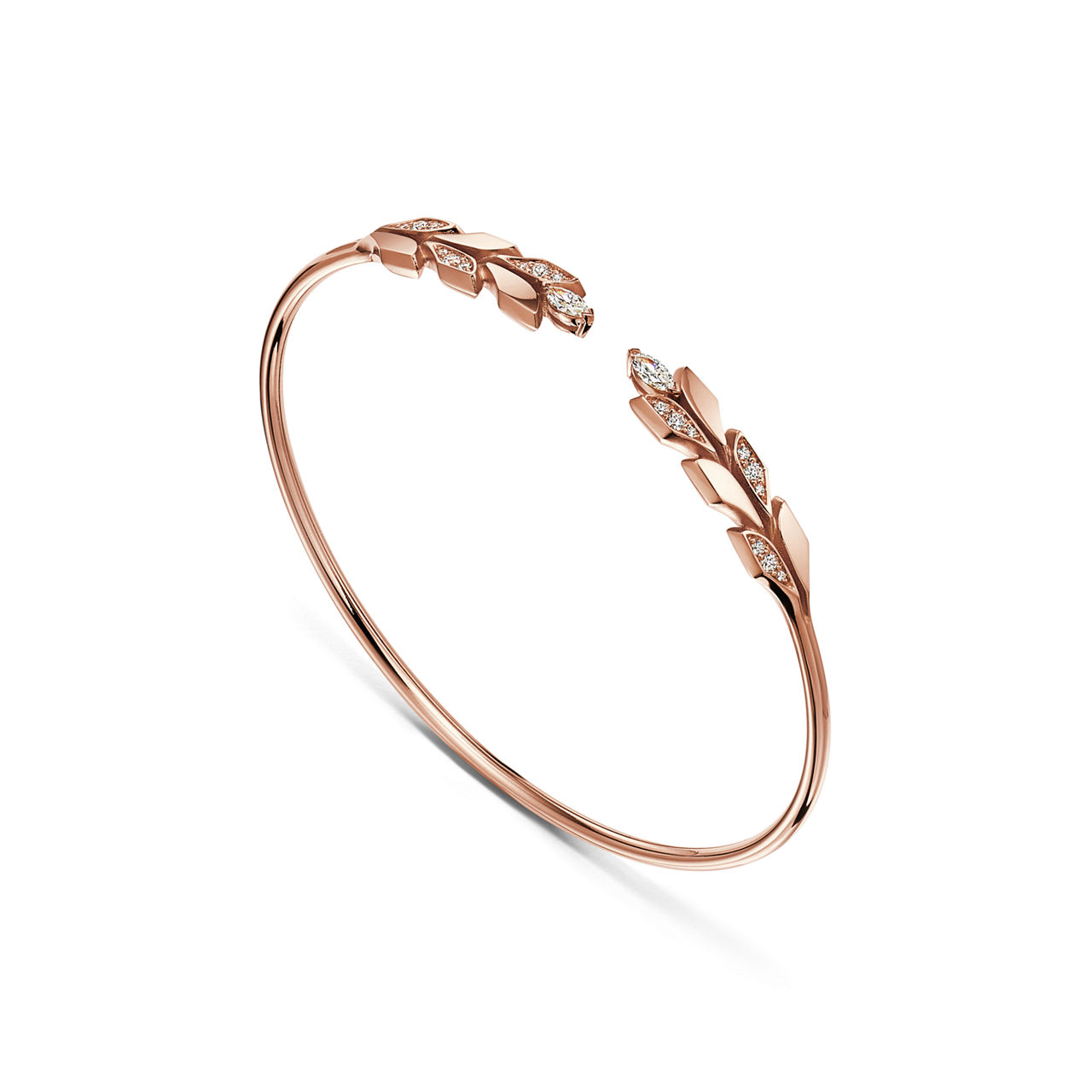 Tiffany Victoria®:Vine Wire Bracelet in Rose Gold with Diamonds image number 2