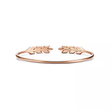 Tiffany Victoria®:Vine Wire Bracelet in Rose Gold with Diamonds, 3