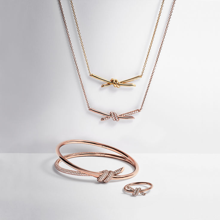 Tiffany Knot:Bracelet jonc double rang à charnière en or rose 18 carats et diamants numéro dimage {1}